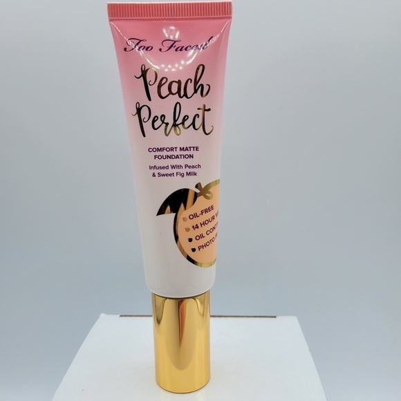 Too Faced Ganache Peach Perfect Matte Foundation - Picture 9 of 14